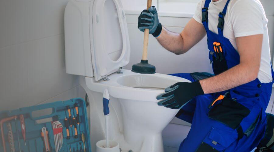 Professional septic pumping service in Weimar, TX